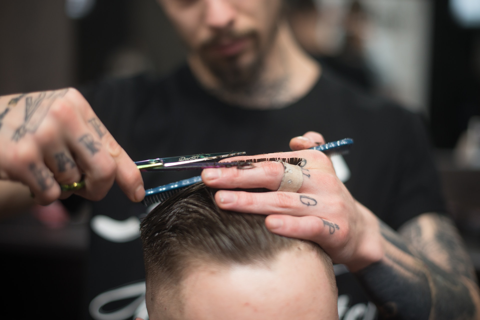 barber-barbershop-haircut-1805600