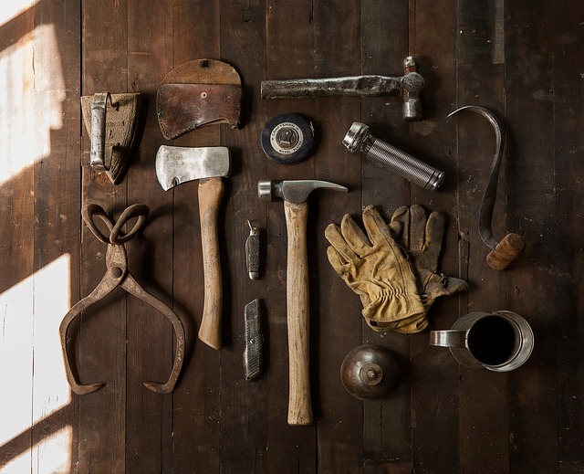 tools-498202_640