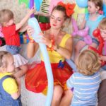 How  to entertain kids for party?